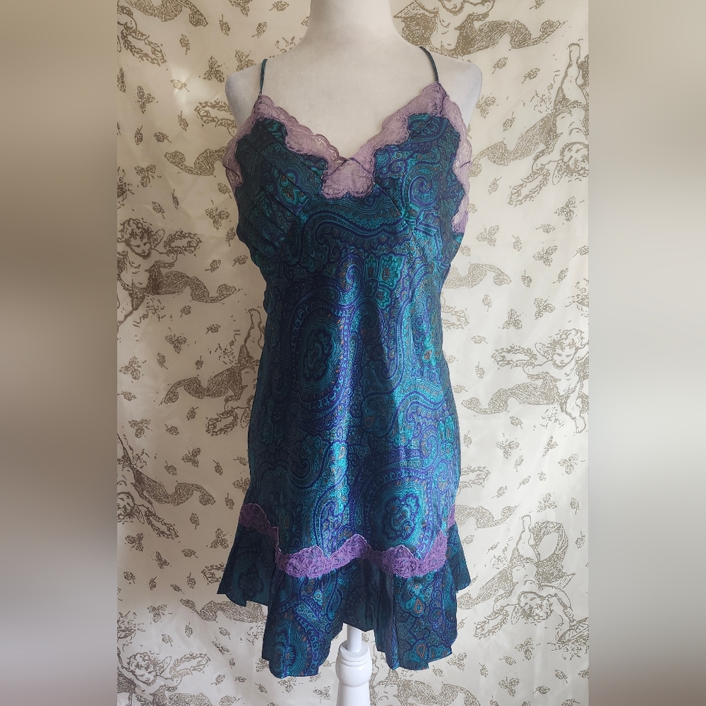 Victoria's Secret gold label teal and purple Whinisical Nightie Sz P ( small )